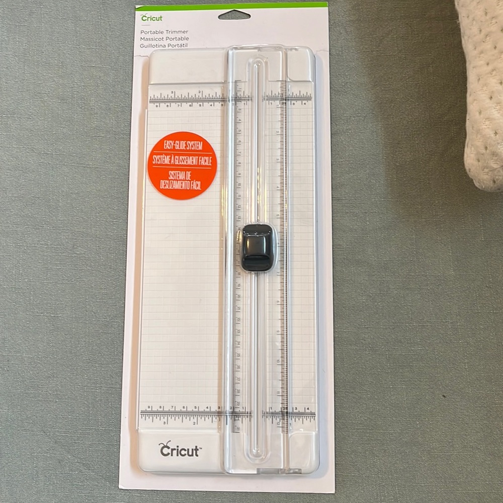 Cricut Portable Trimmer